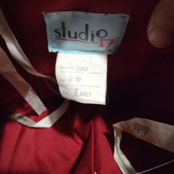 Formal red dress - Picture 3 of 4